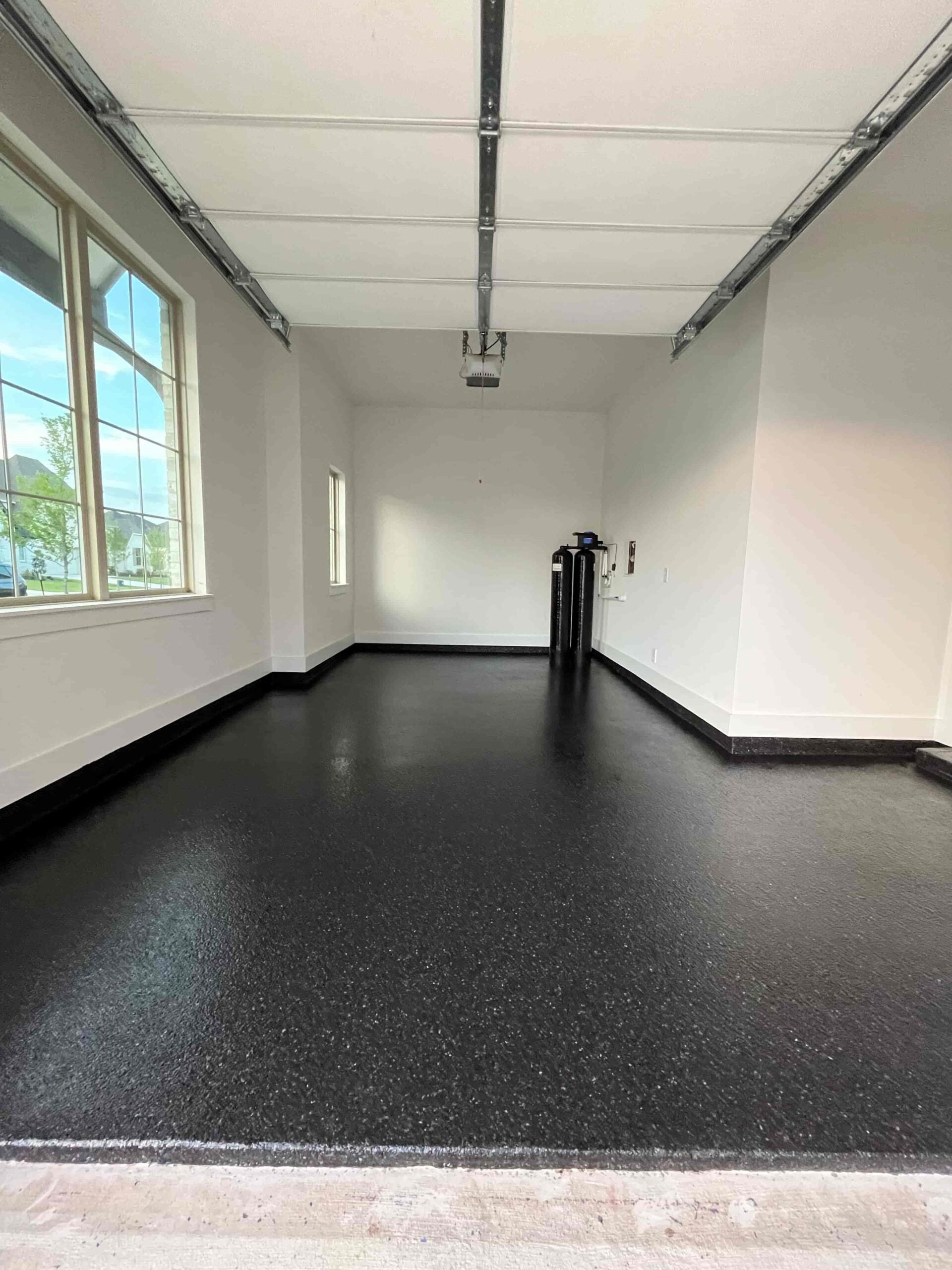 Commercial epoxy floor coating — McKinney, TX by LNM Epoxy